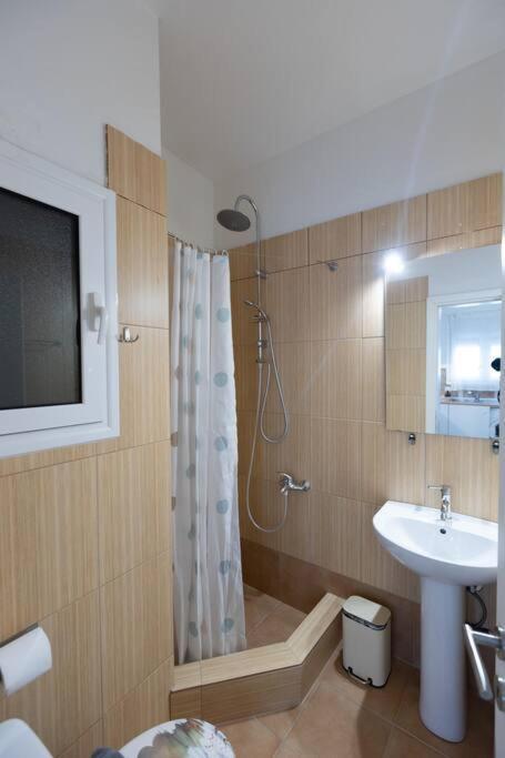 Apartamento Λάρισα Διαμέρισμα Με Θέα Πλατεία Στο Κέντρο Της Πόλης Exterior foto